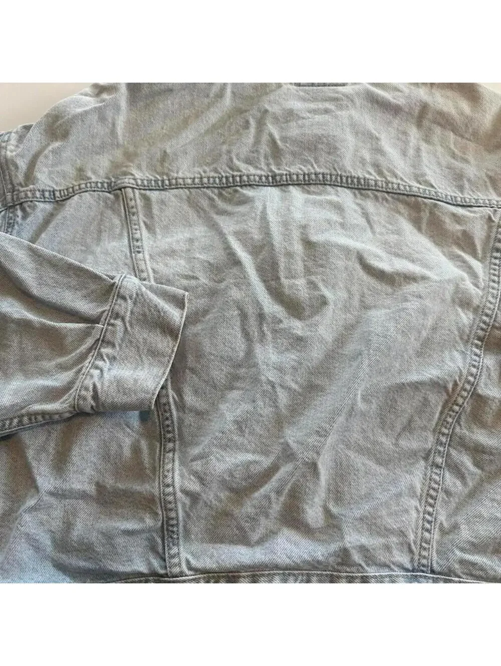 AEO cropped denim jacket- size large
